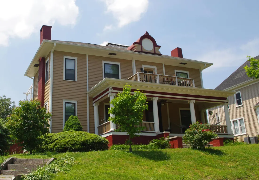Historic two-story house with a broad front porch at 1003 Eleanor Street in Knoxville